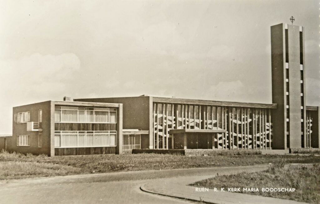 Van oude kerk naar nieuwe bibliotheek